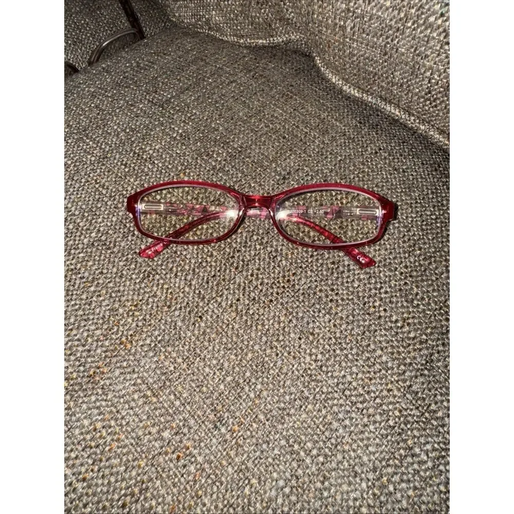 Reading Glasses Youth C2 +2.50 with Eyeglasses Case 7”x4”Hard Shell